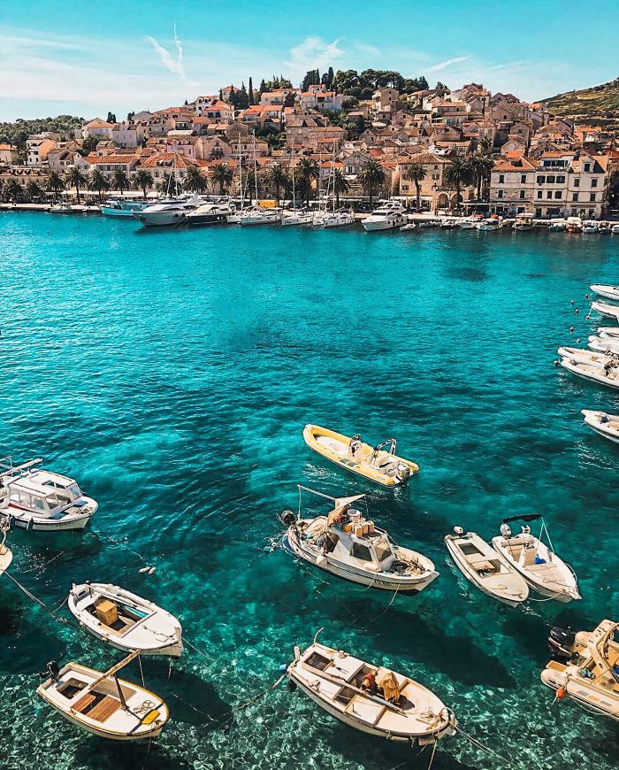 water with boats brac